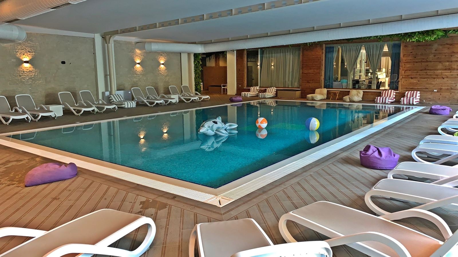 pools-indoor-pool