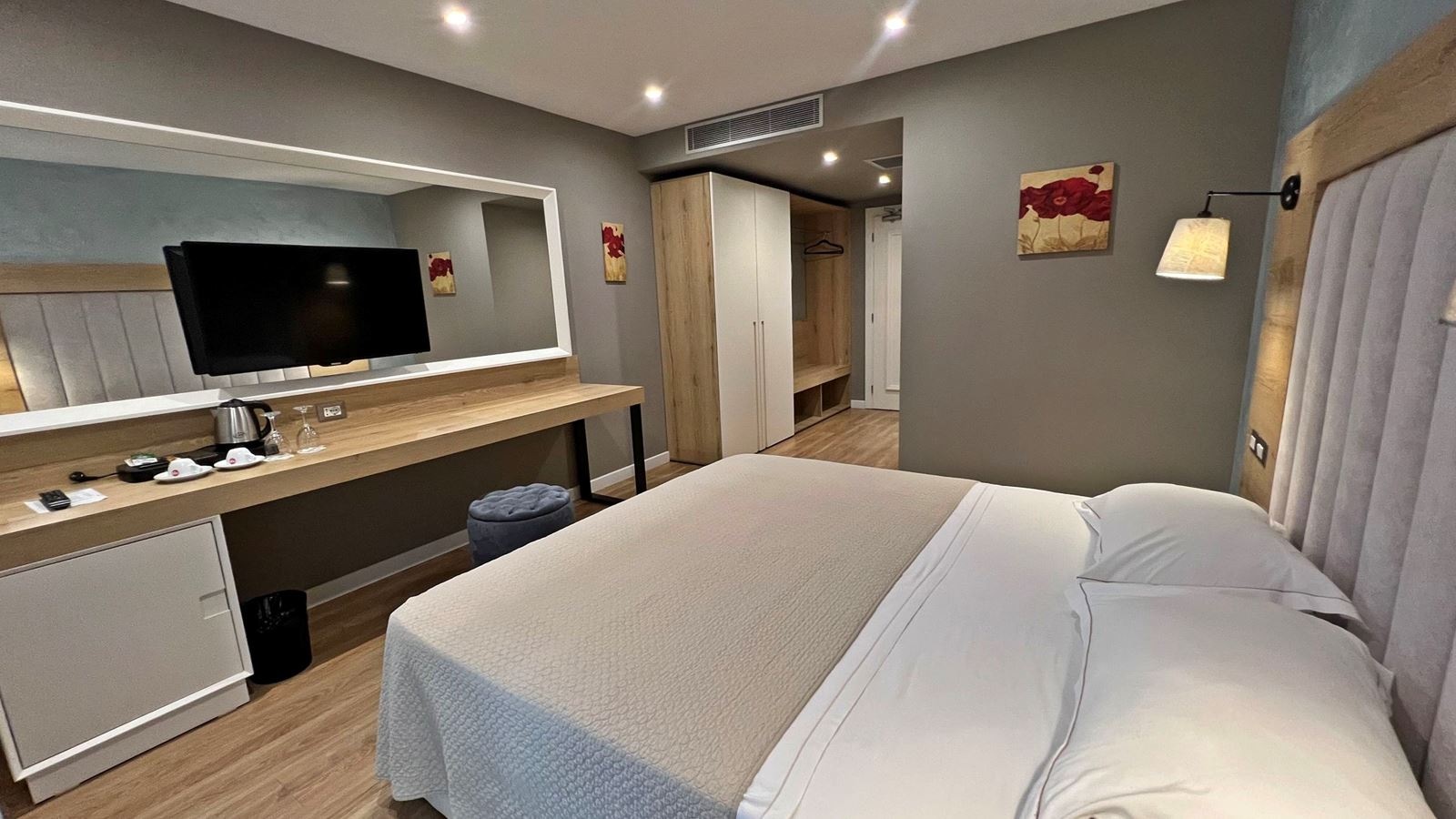 rooms-singleuse-superior-room