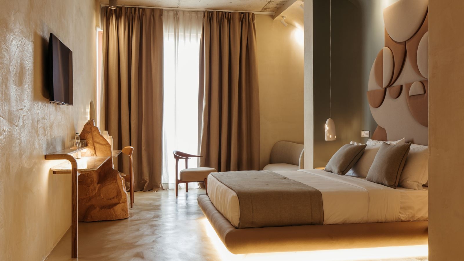 rooms-double-standard-room-balcony