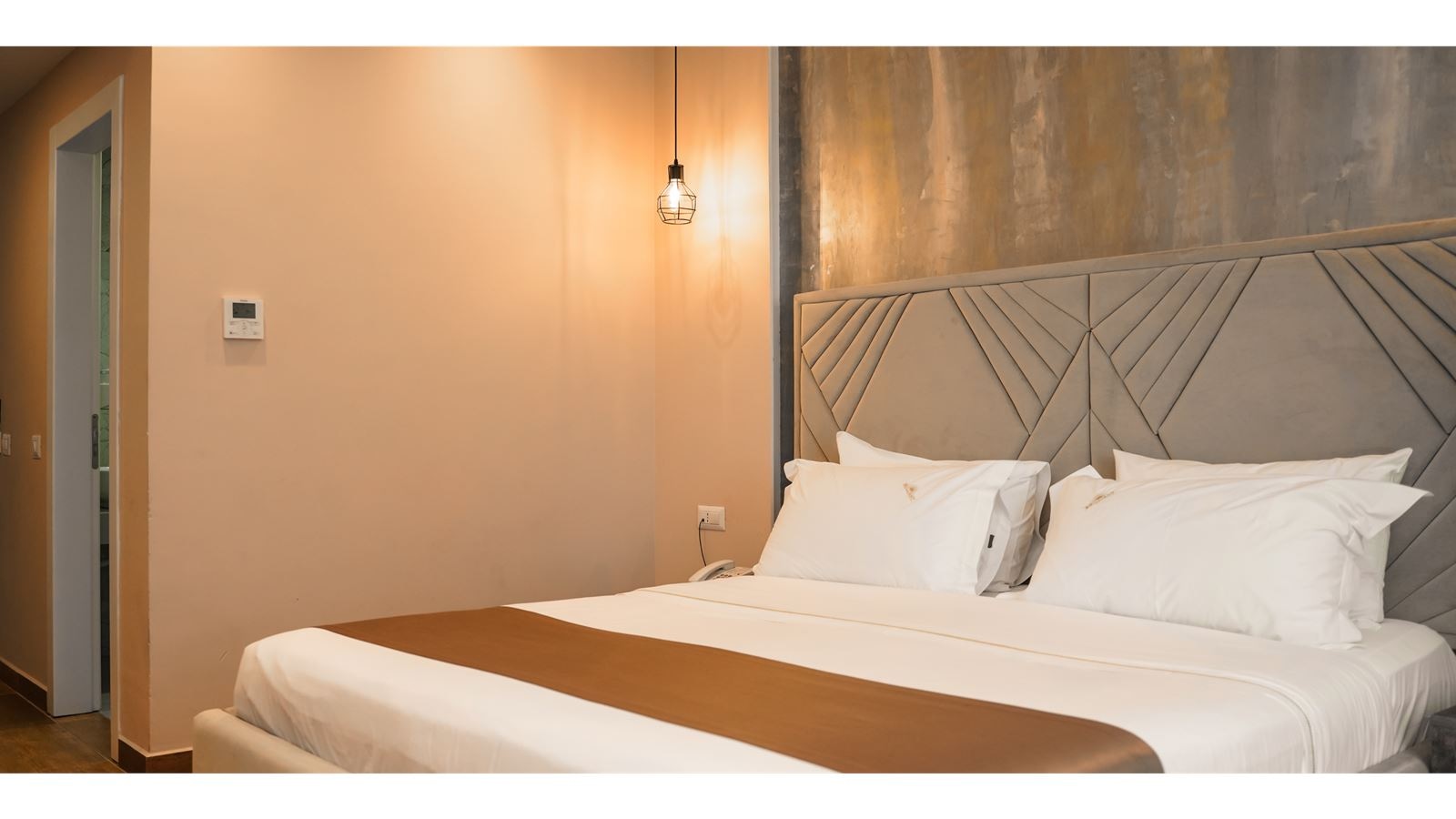 rooms-singleuse-standard-room-balcony