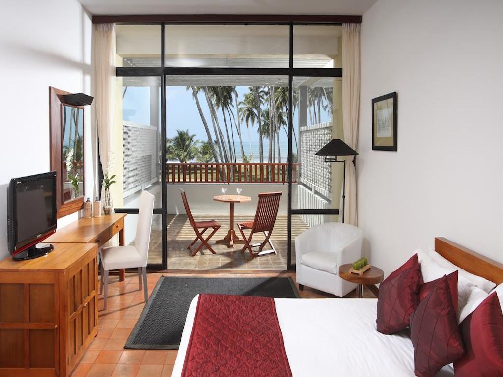 rooms-deluxe-room
