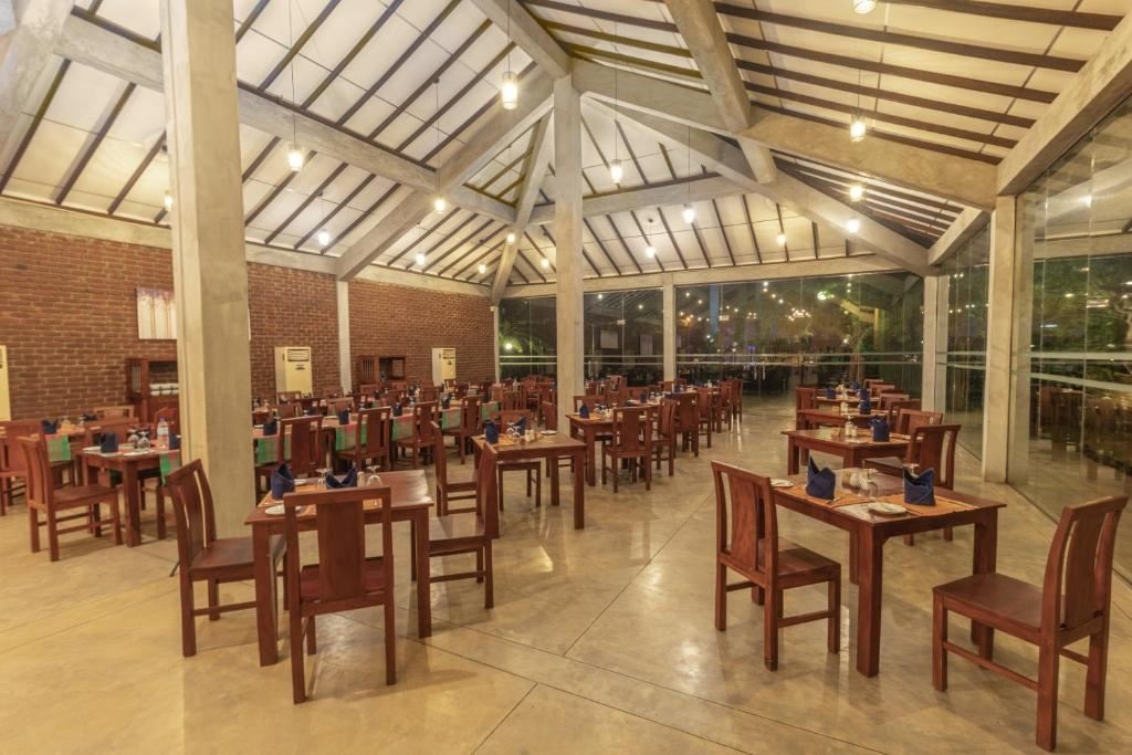 restaurants-main-restaurant