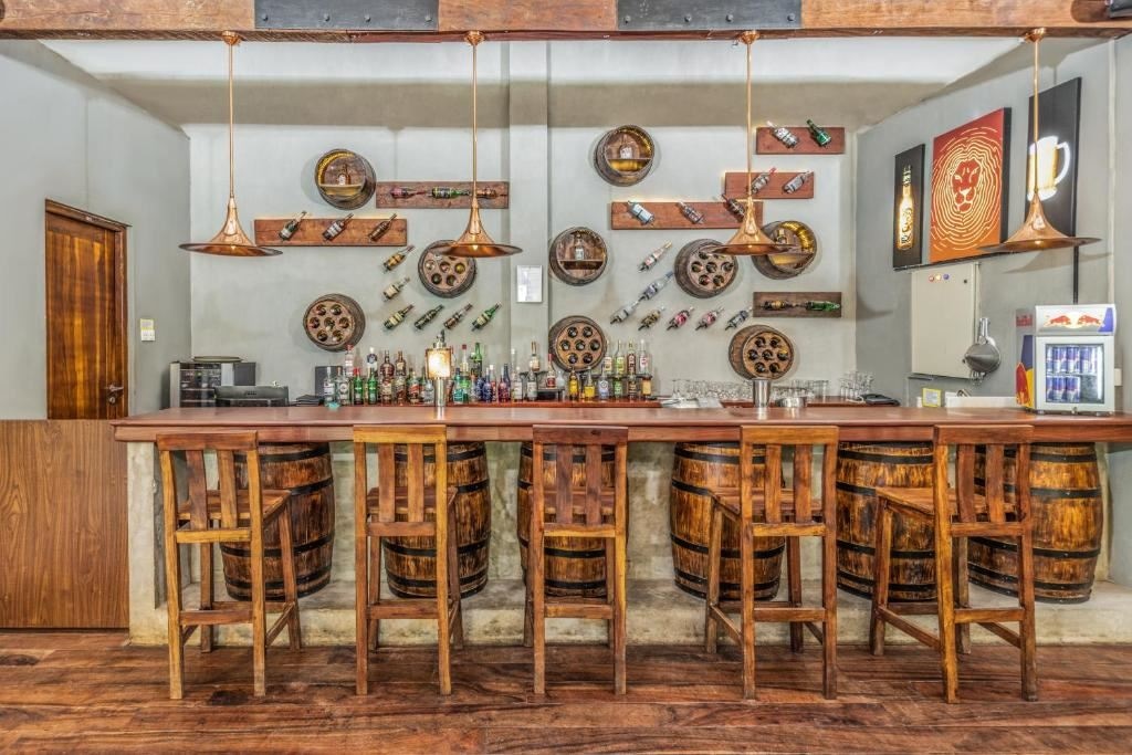 bars-the-barrel-pub