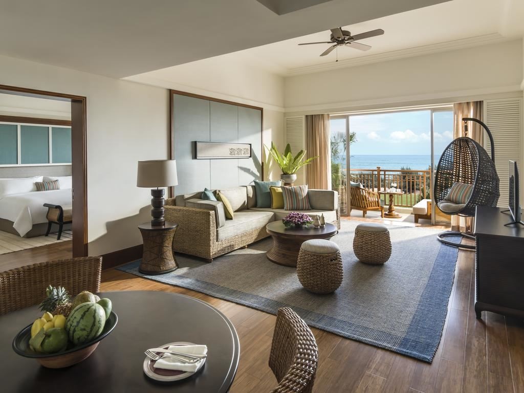 rooms-premier-ocean-suite-room