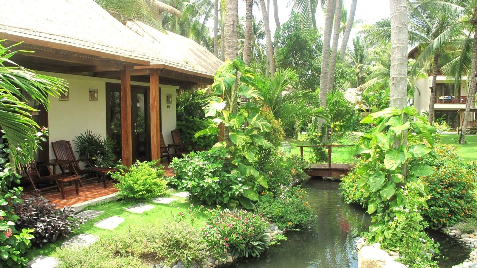 rooms-serene-oasic-bungalow-garden-view-child-without-extra-bed