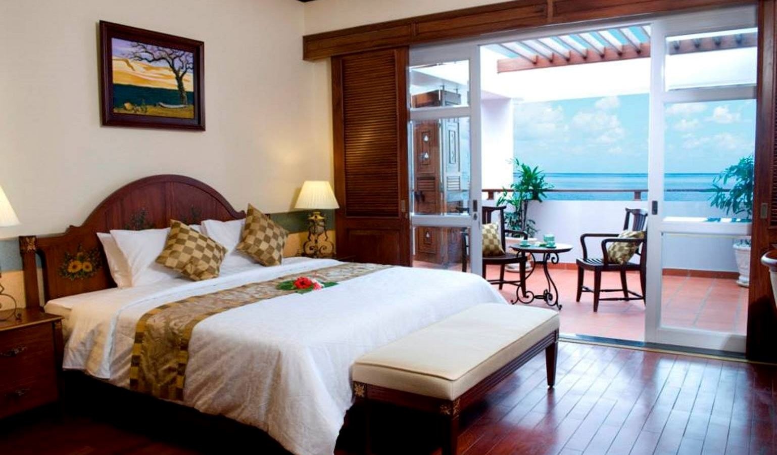 rooms-novela-suite-sea-view