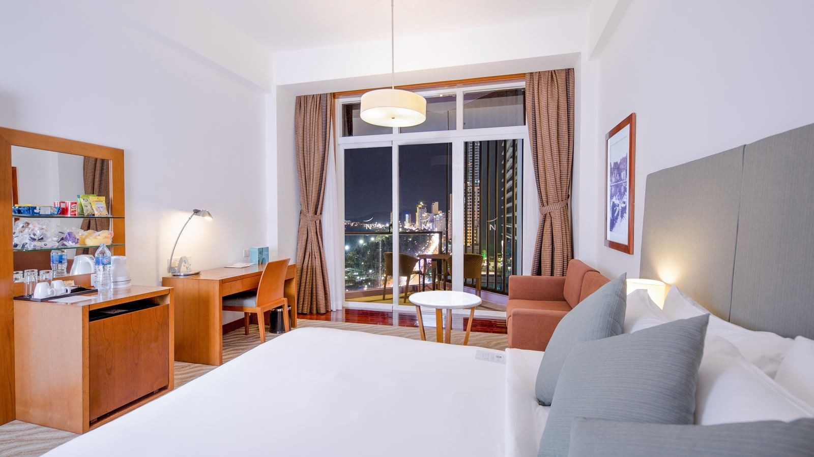 rooms-standard-room