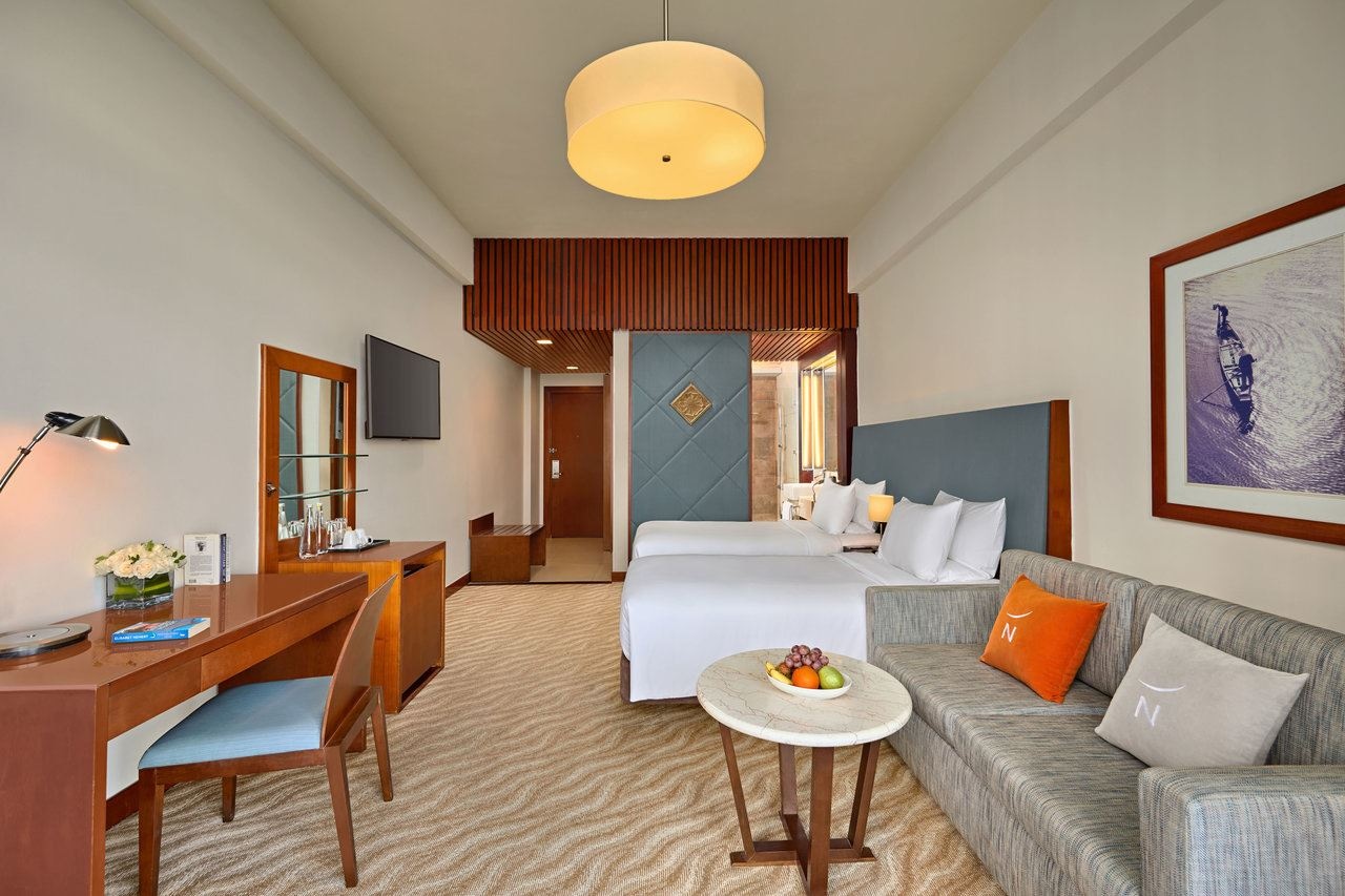 rooms-superior-room