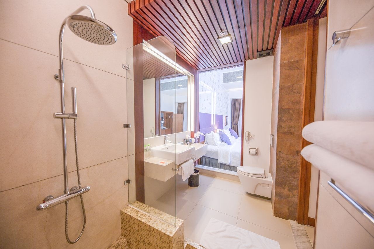 rooms-superior-oceanview-room