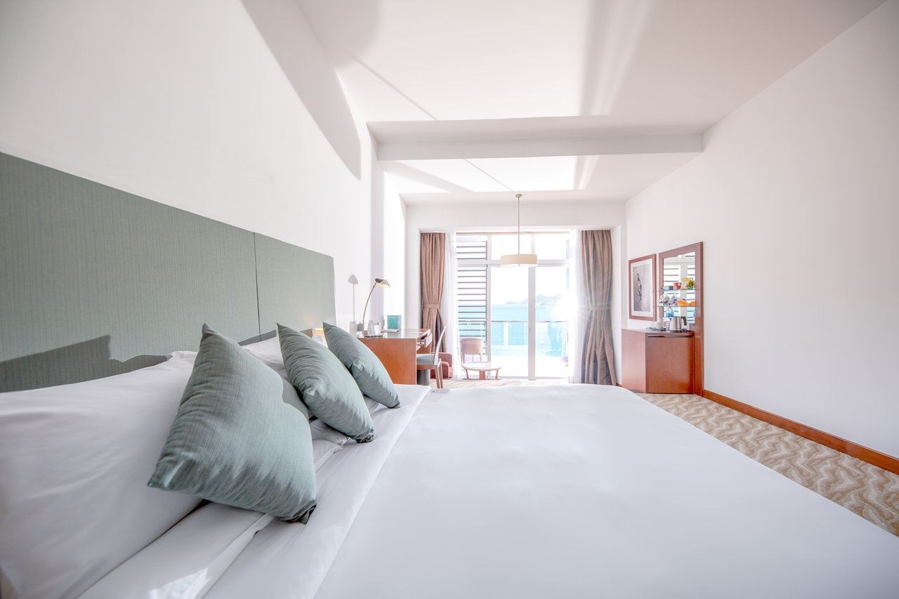 rooms-deluxe-room