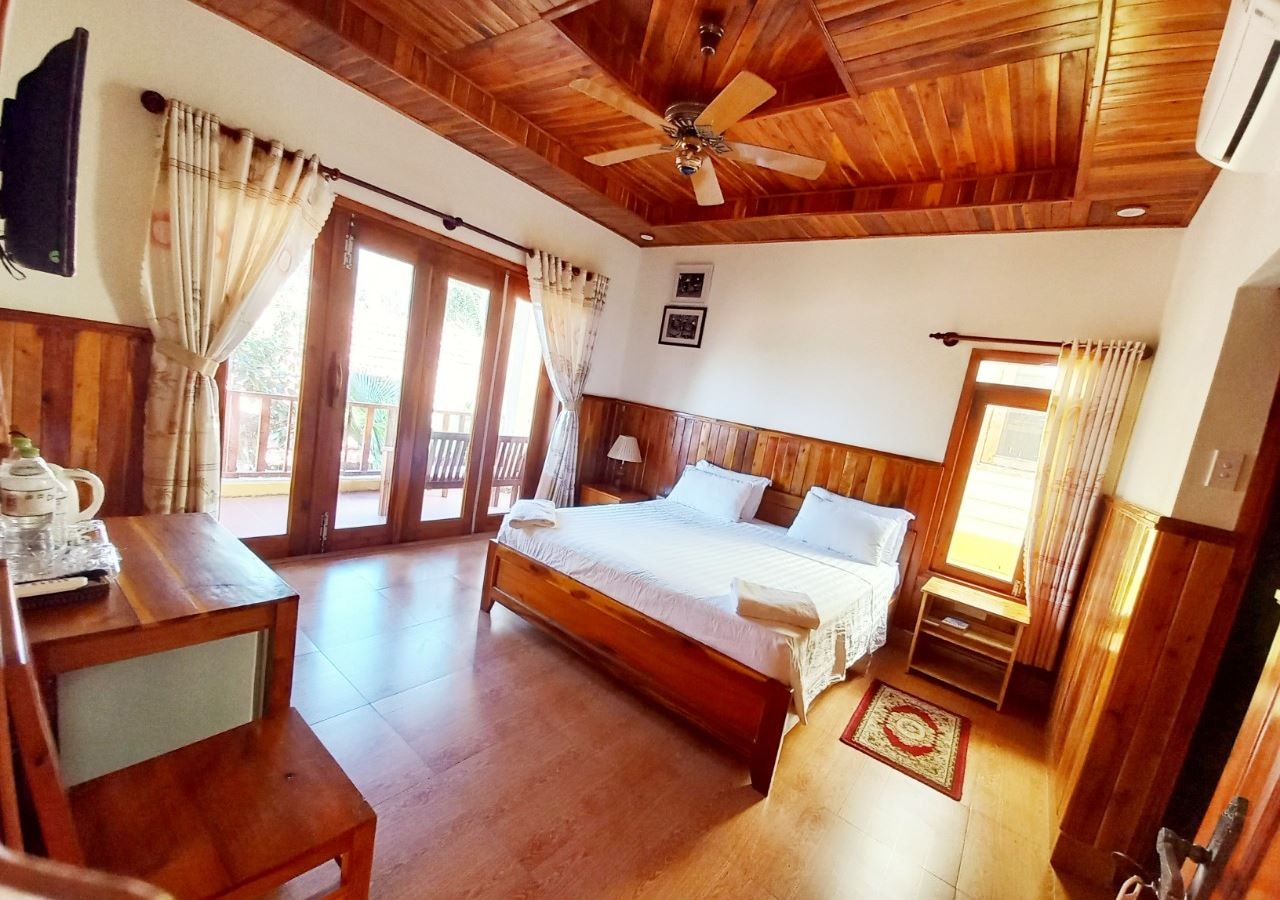 rooms-deluxe-double-roh-garden-view-with-terrace-child-without-extra-bed