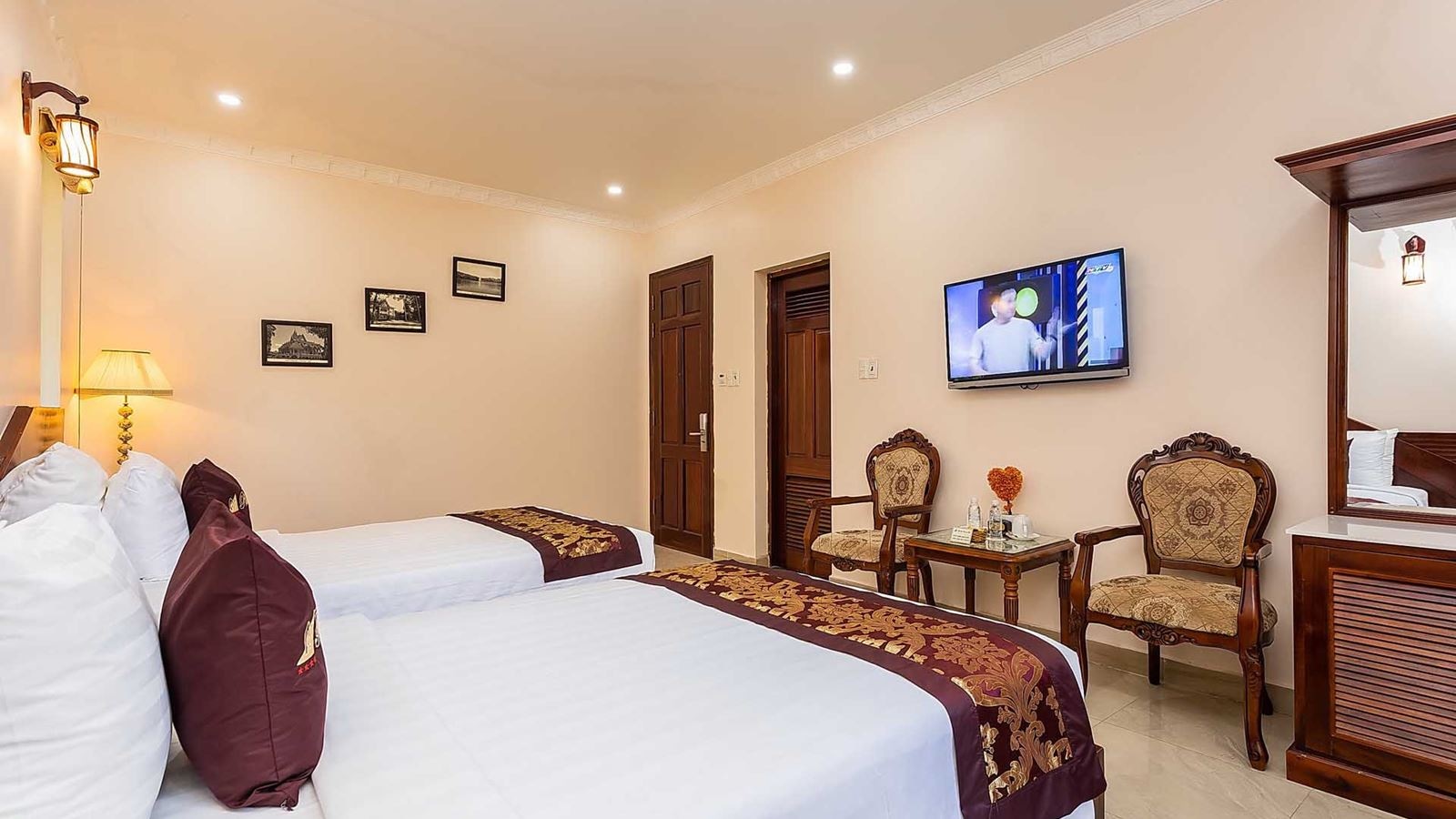 rooms-beach-bungalow-room