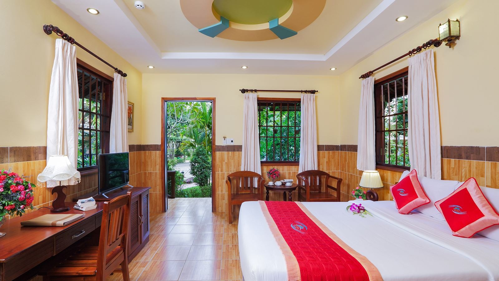 rooms-bungalow-garden-view