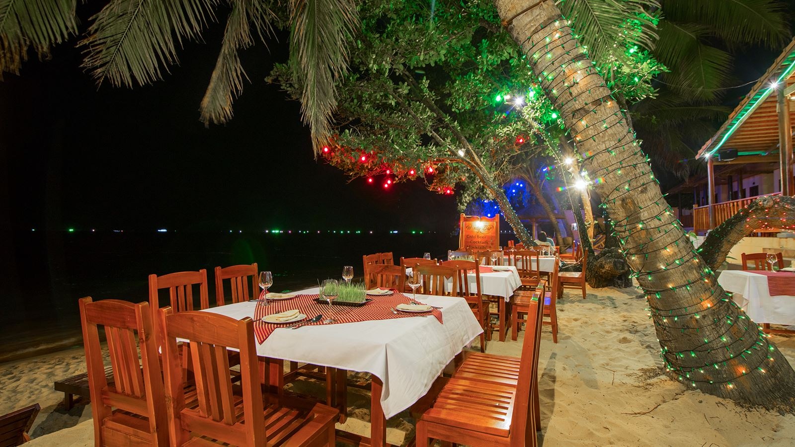 restaurants-windy-bar