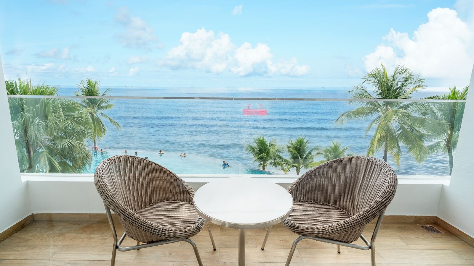 rooms-classic-ocean-view-room-balcony--child-without-extra-bed