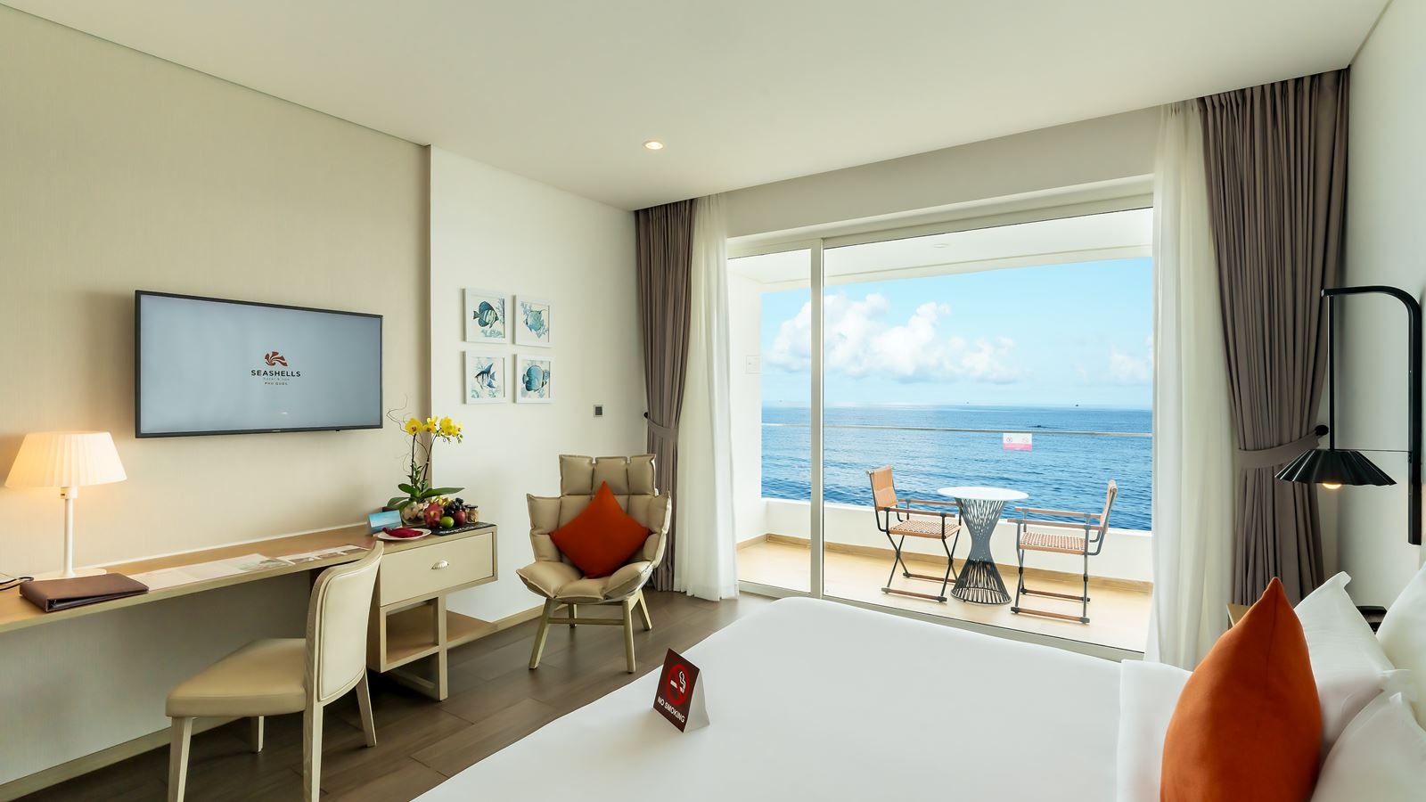 rooms-premium-ocean-view-room-balcony-child-without-extra-bed