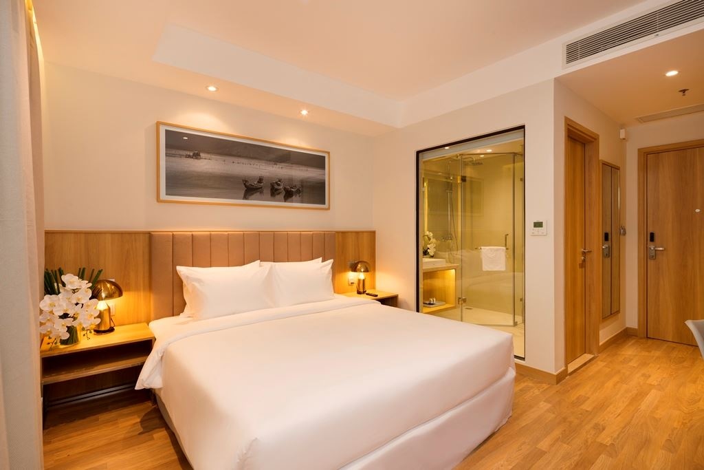 rooms-deluxe-city-view
