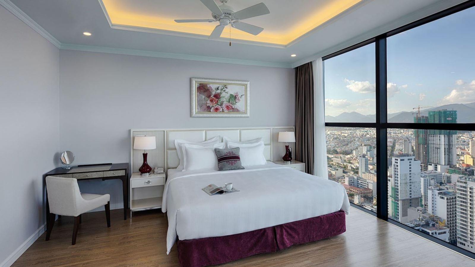 rooms-grand-studio-ocean-view