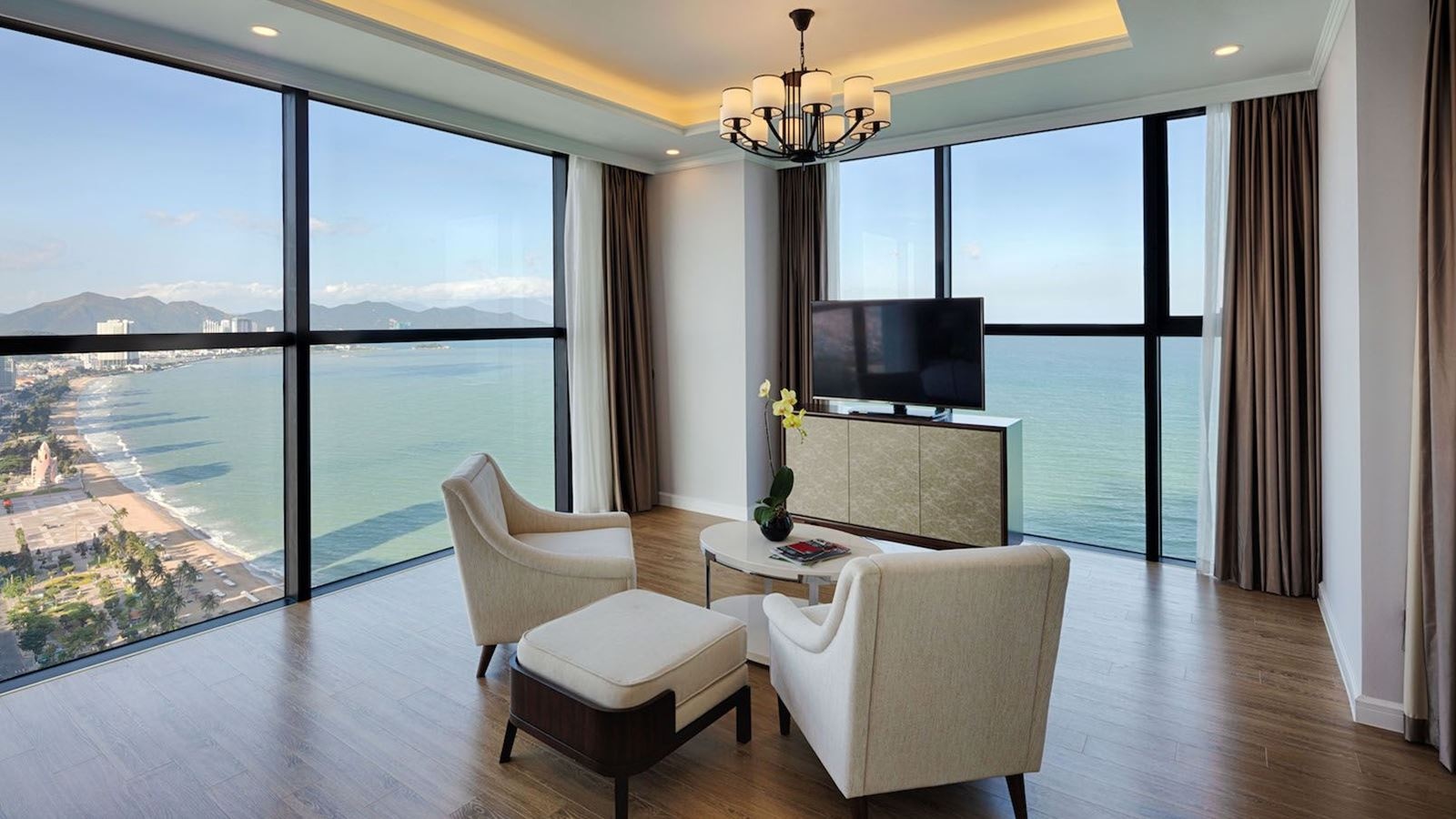 rooms-grand-studio-ocean-view-child-without-extra-bed