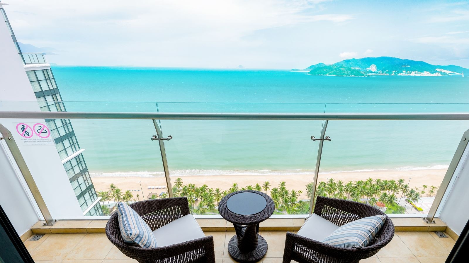 rooms-studio-oceanfront