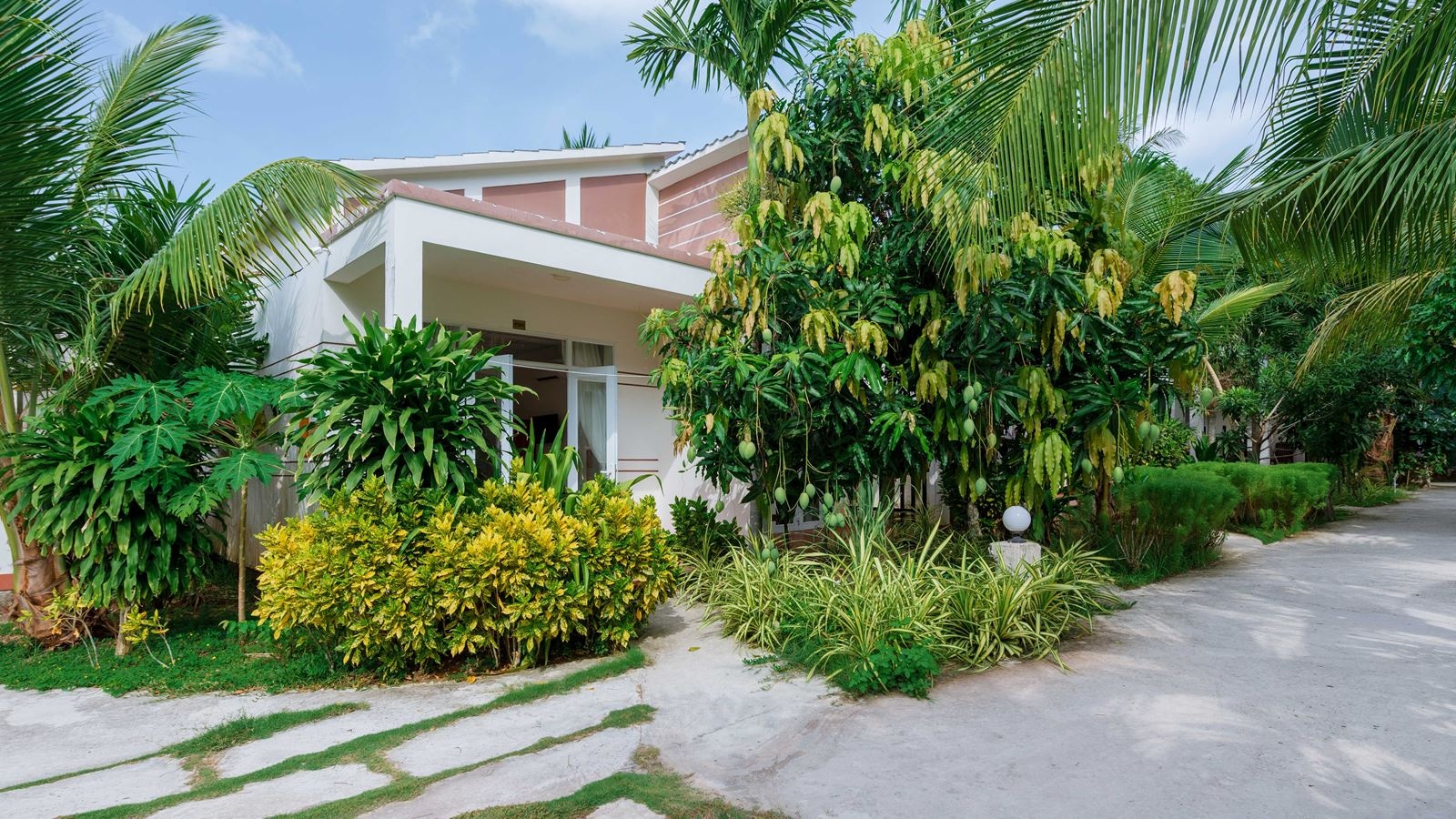 general-bungalow