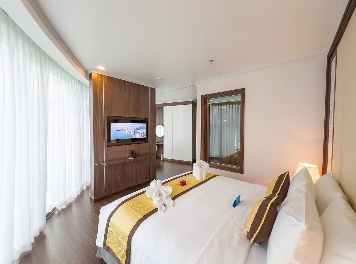 rooms-executive-suite