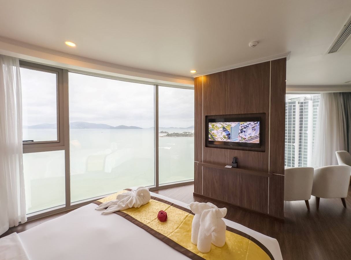 rooms-executive-suite