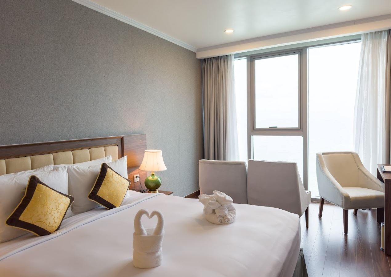 rooms-superior-king-ocean-room-child-without-extra-bed