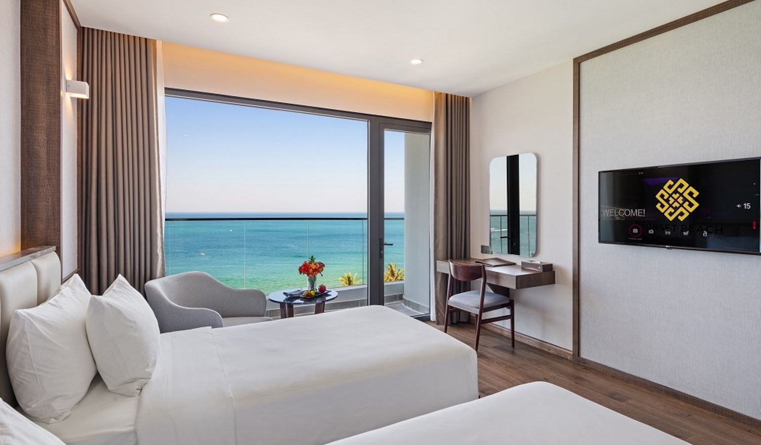 rooms-deluxe-ocean-panorama-child-without-extra-bed