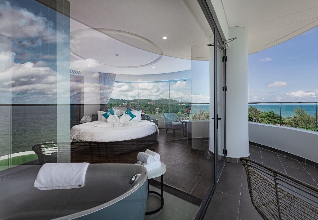 rooms-sunset-premium-ocean-panorama-child-without-extra-bed