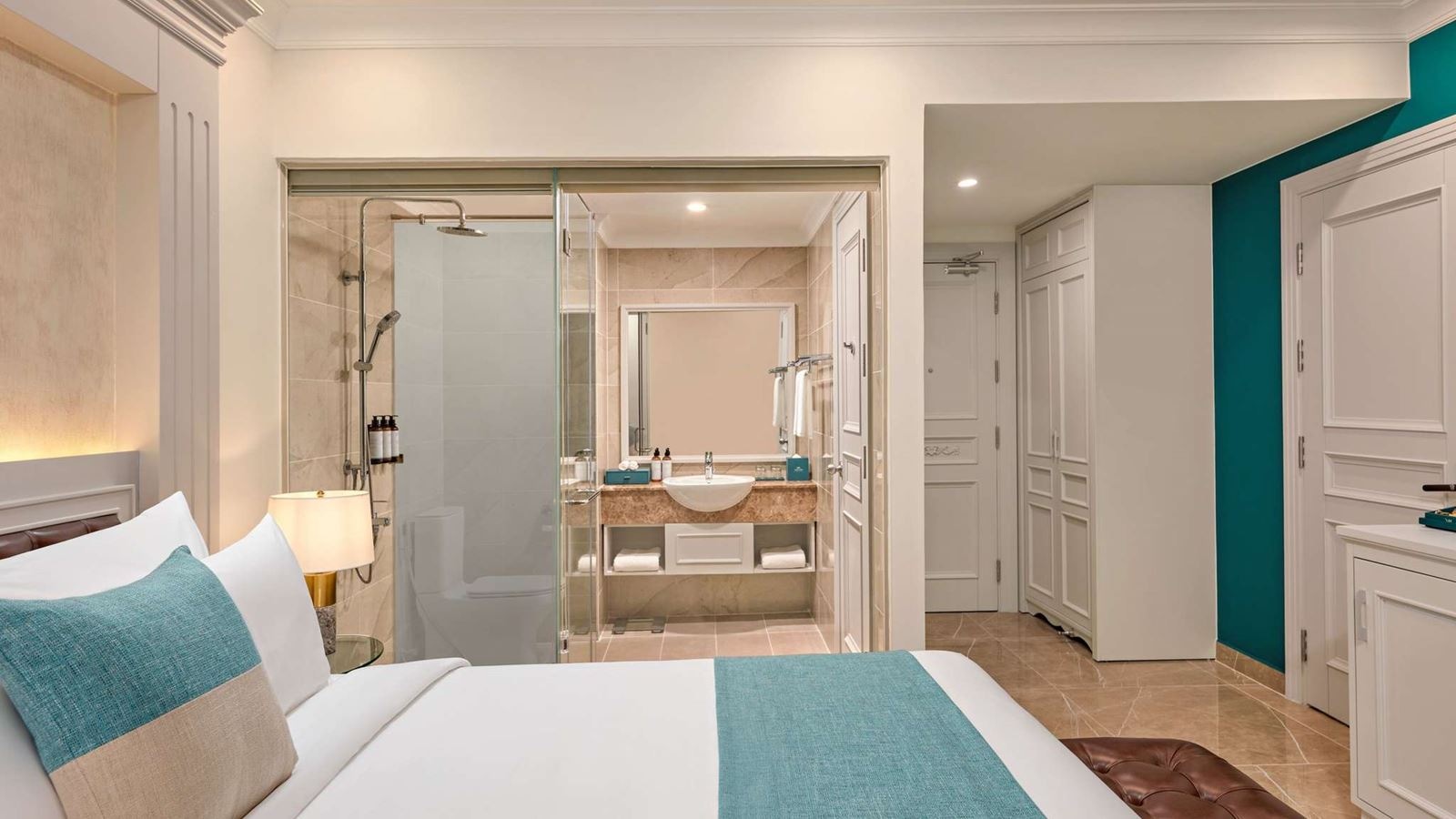 rooms-classic-city-view-child-without-extra-bed