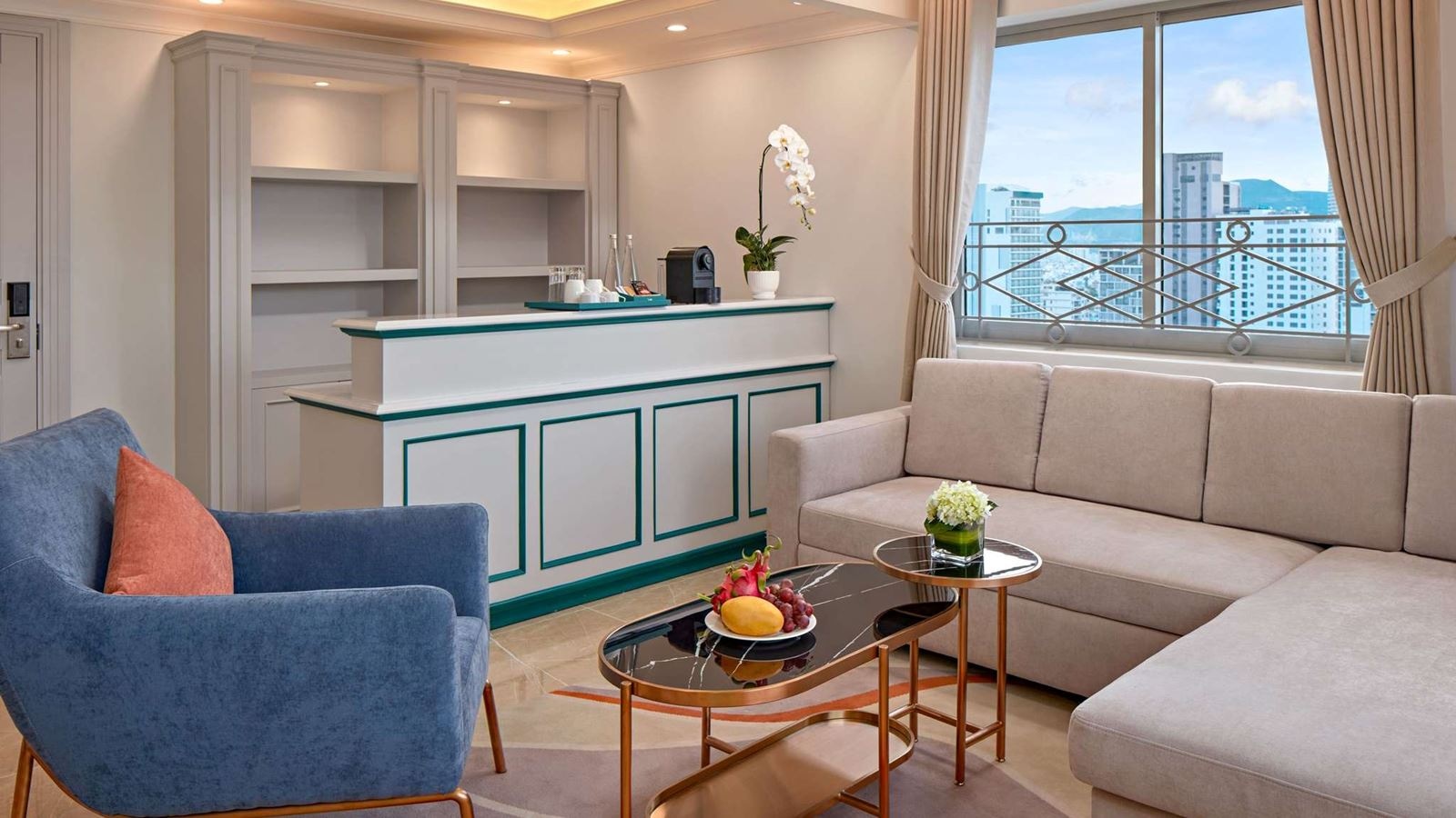 rooms-suite-seaview