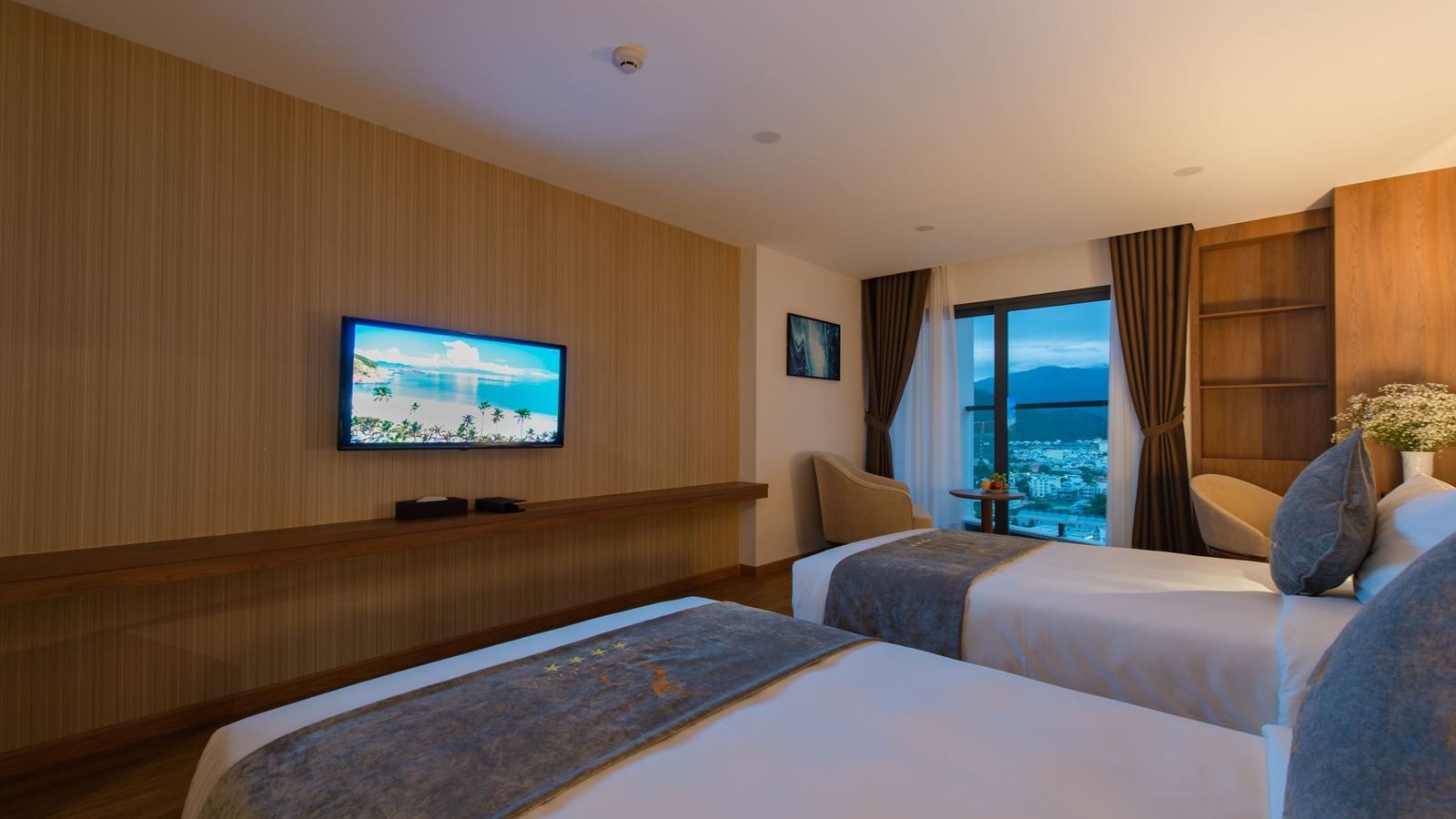 rooms-superior-city-view-child-without-extra-bed