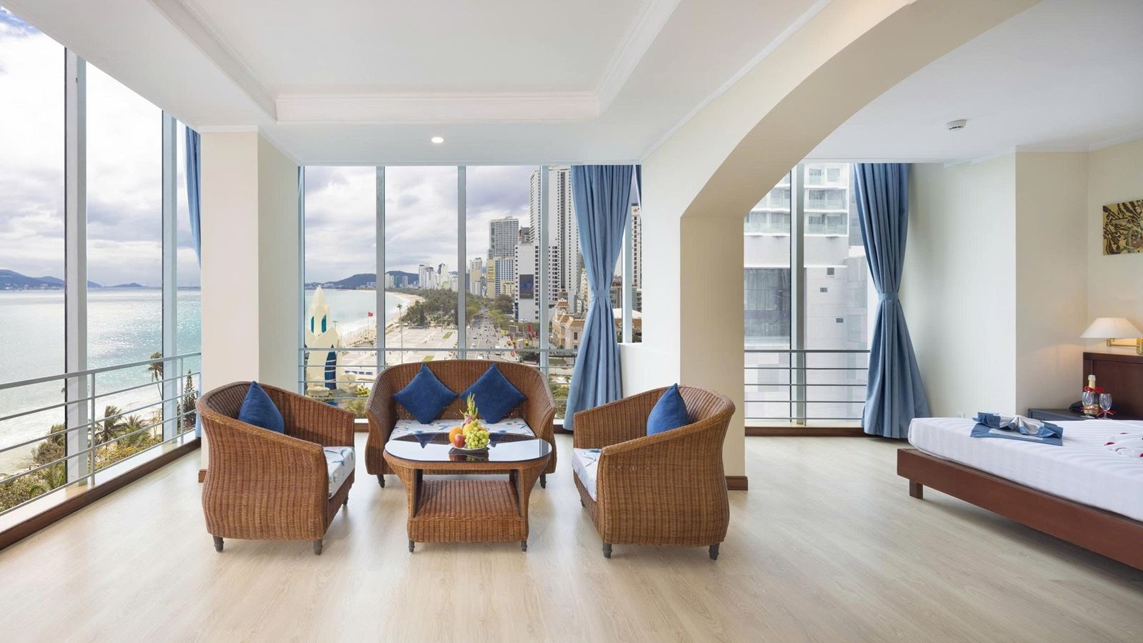 rooms-suite-with-balcony-chd-without-extra-bed