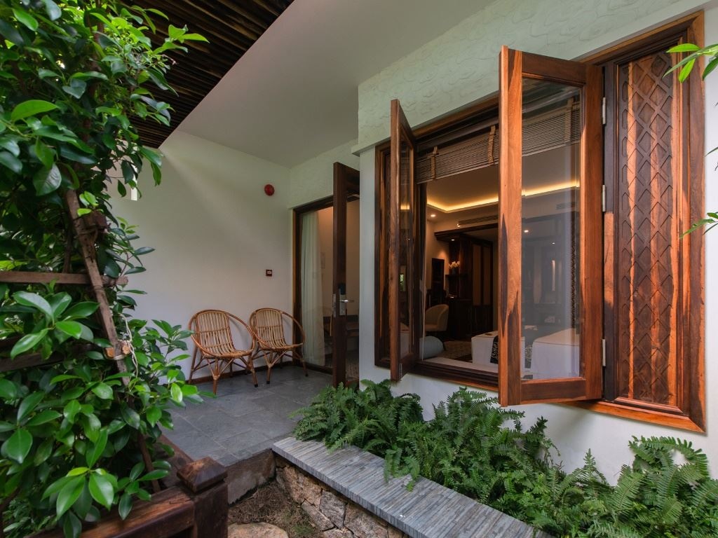 rooms-bungalow-gardenview-no-extra-bed