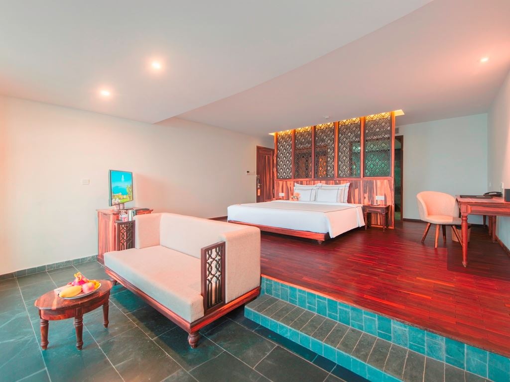 rooms-premier-executive-ocean-view-suite