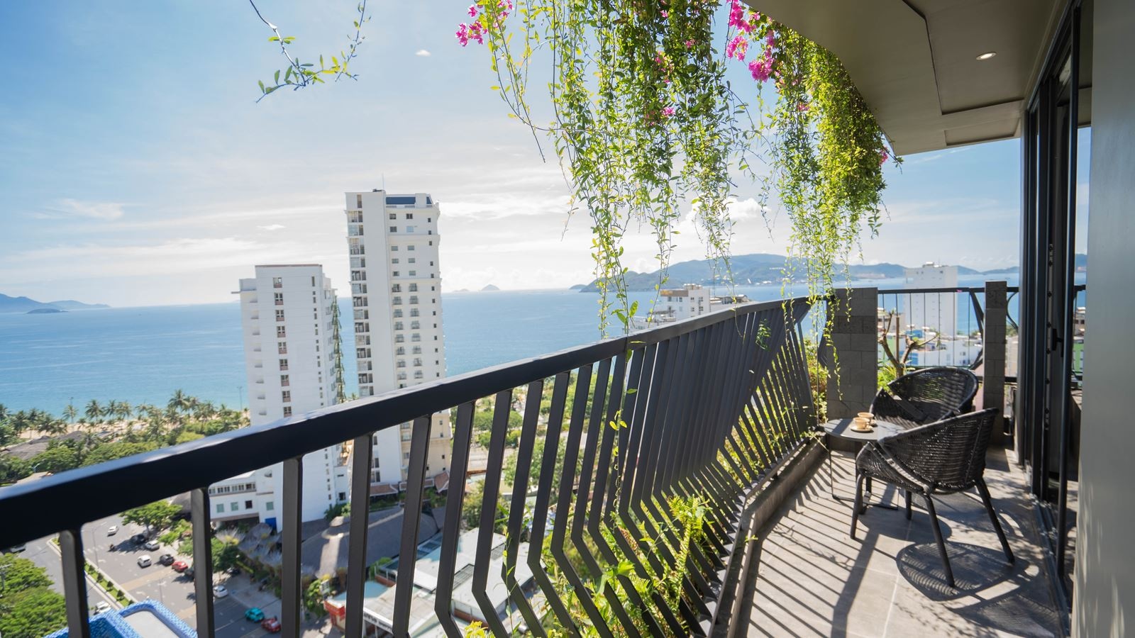rooms-signature-bliss-seaview-with-balcony-child-without-extra-bed