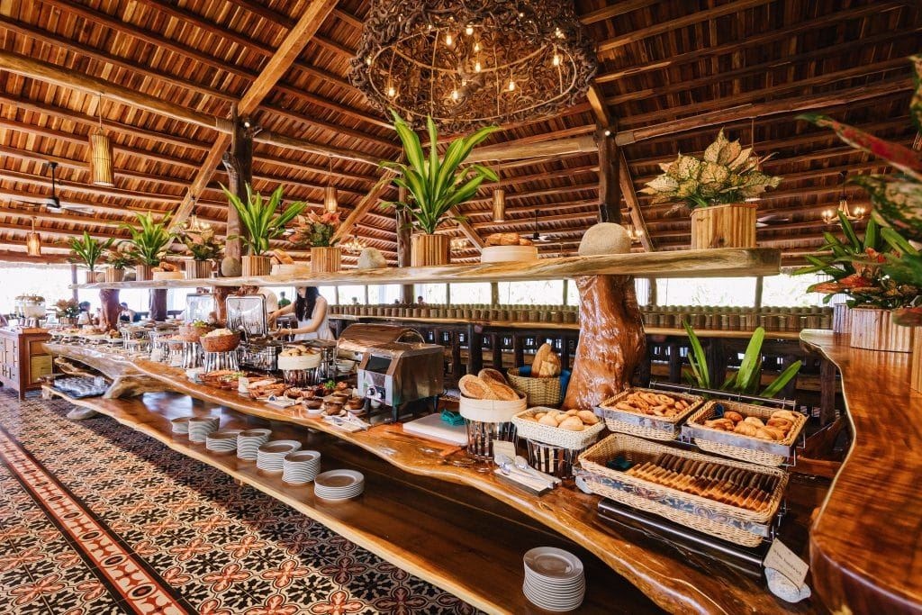 restaurants-tropicana-restaurant