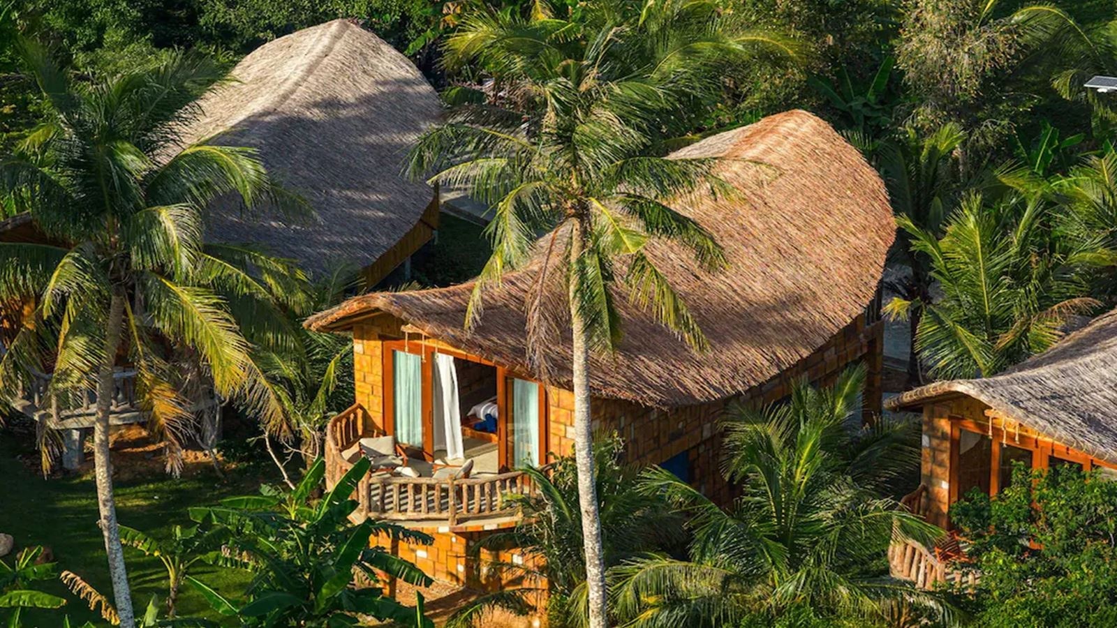 rooms-signature-bungalow-with-garden-view