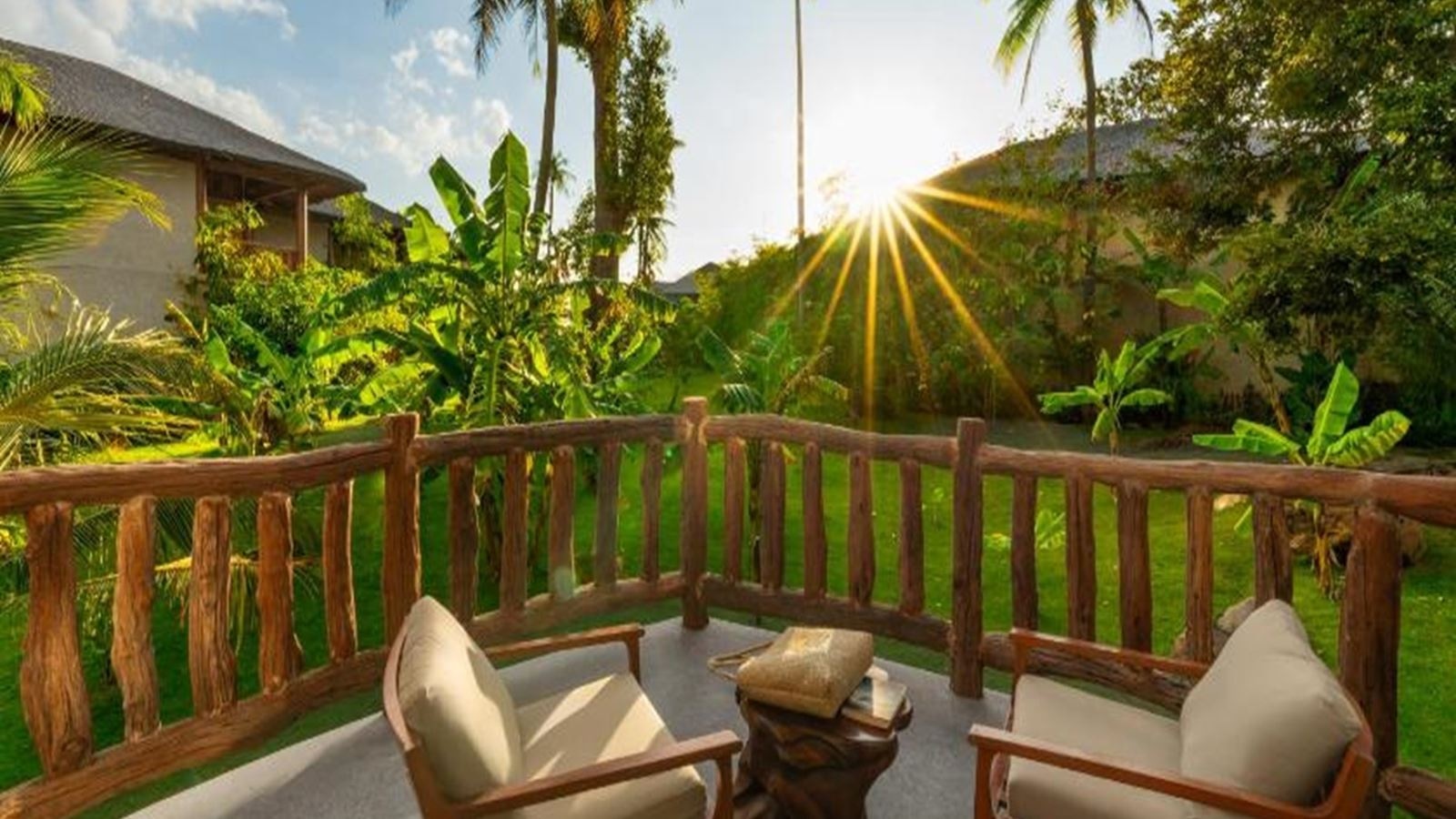 rooms-signature-bungalow-with-garden-view