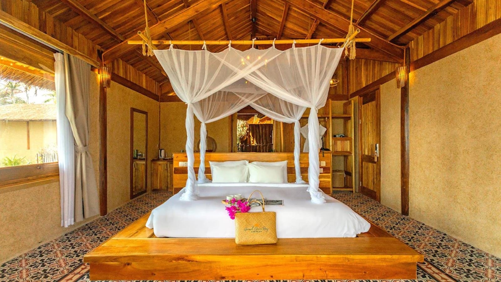 rooms-premium-ocean-breeze-with-balcony-child-without-extra-bed