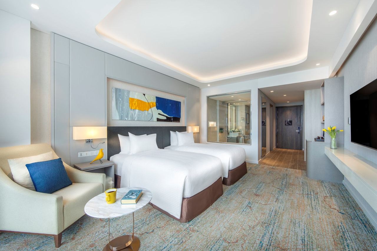 rooms-premier-ocean-view-with-balcony