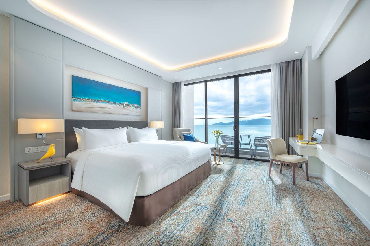 rooms-premier-ocean-view-with-balcony-child-without-extra-bed