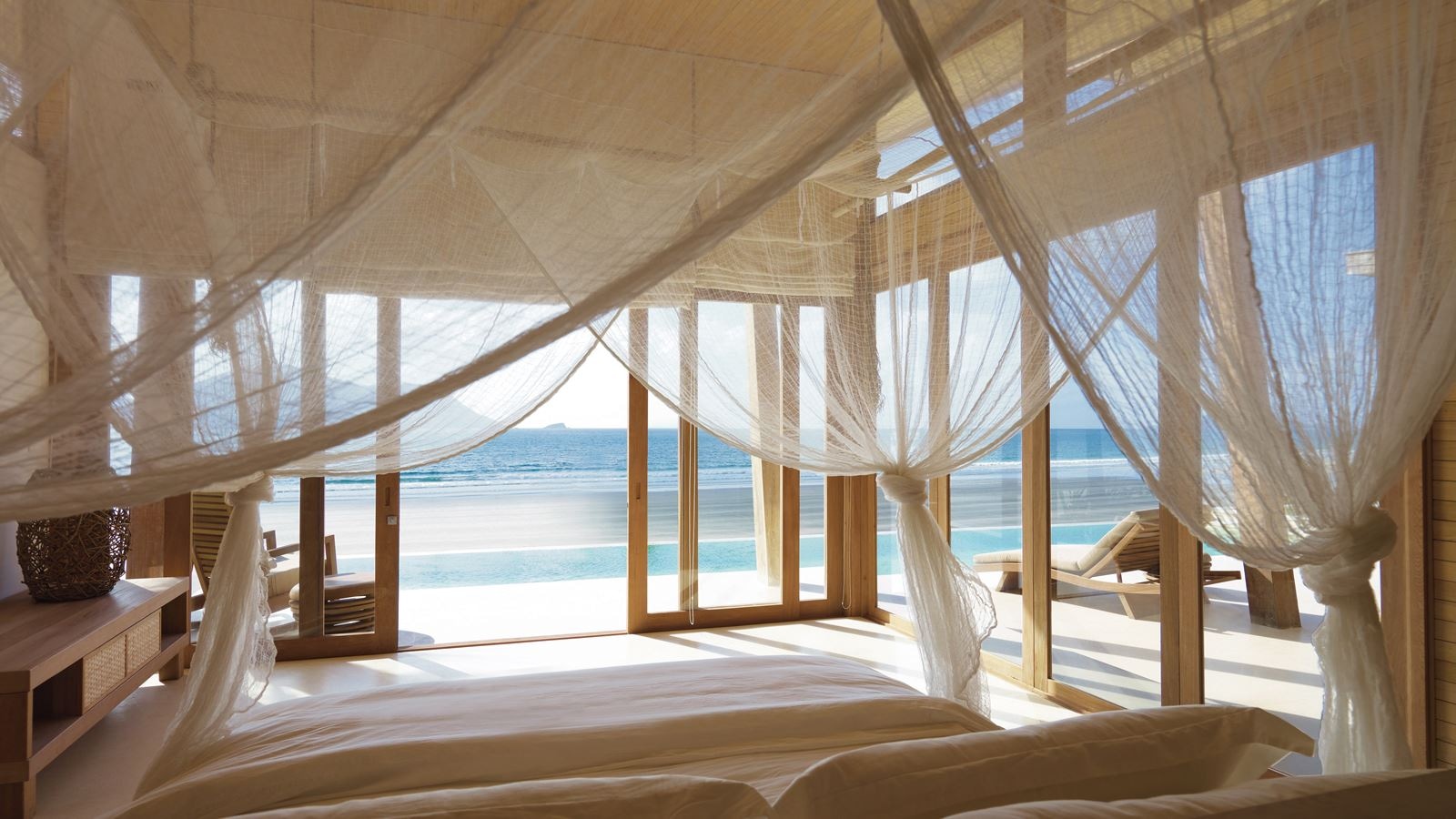 rooms-ocean-front-3bedroom