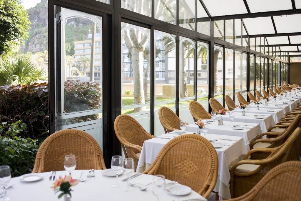 restaurants-main-restaurant