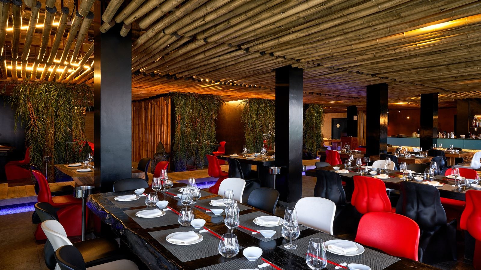 restaurants-restaurants
