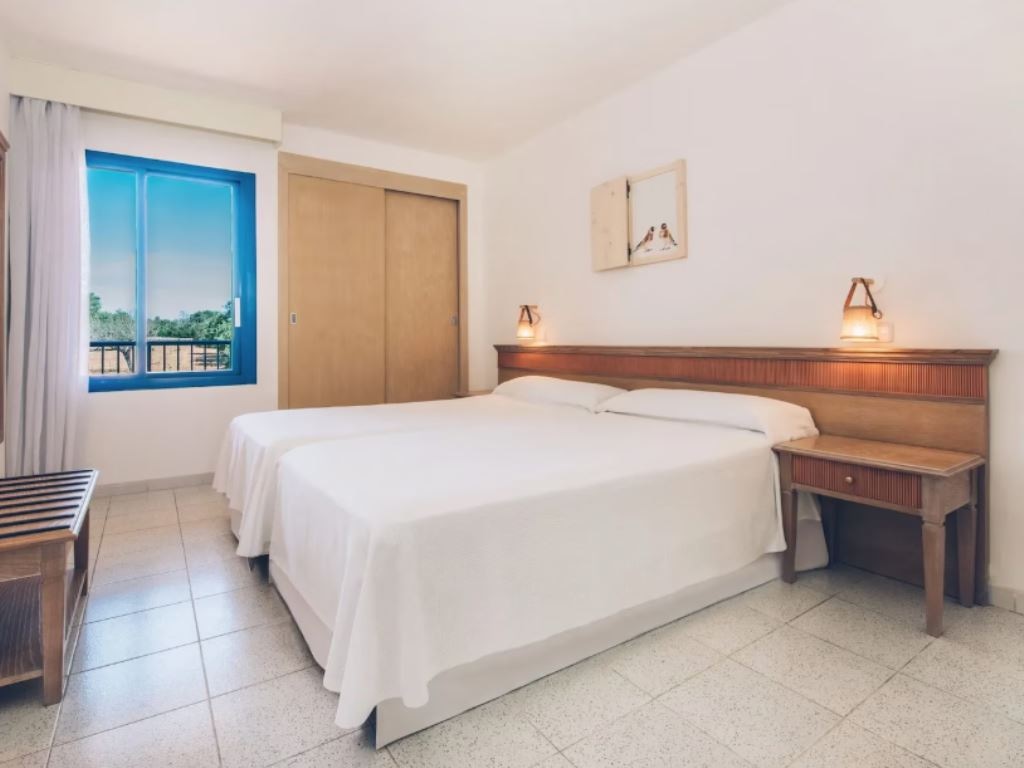 rooms-apartment-two-rooms