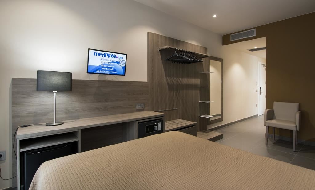 rooms-standard-room