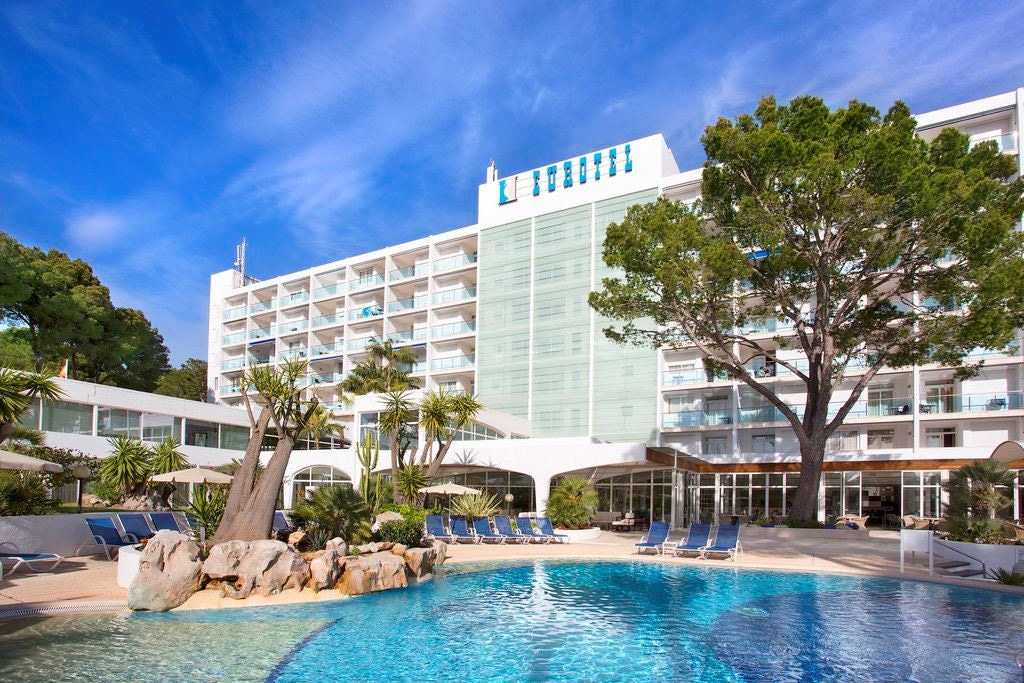 general-main-building