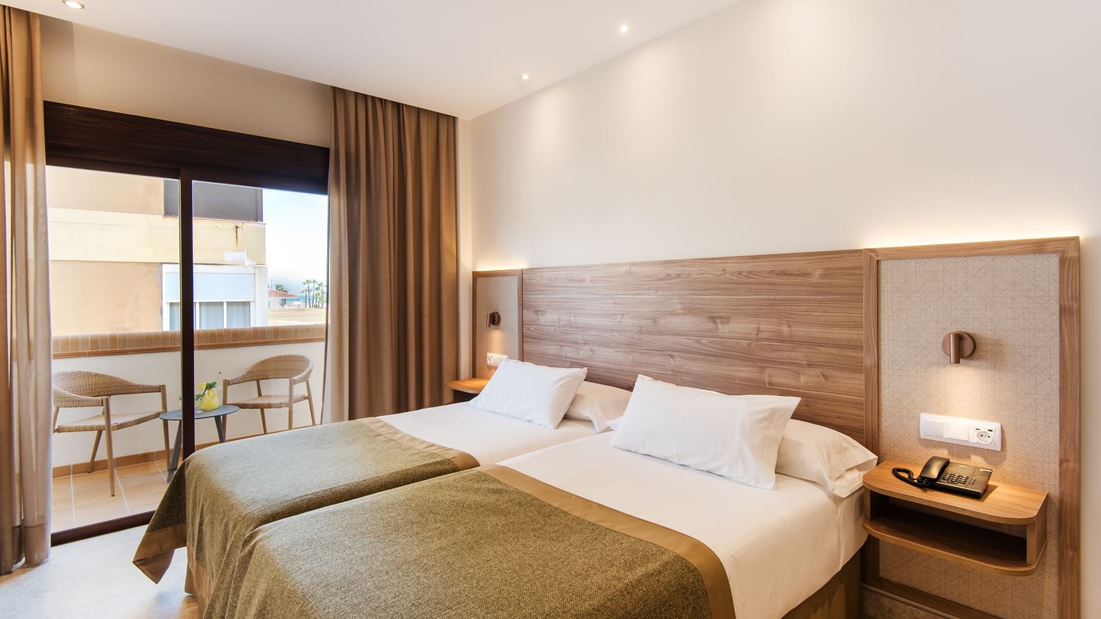 rooms-ds--double-standard-terracebalcony-without-view